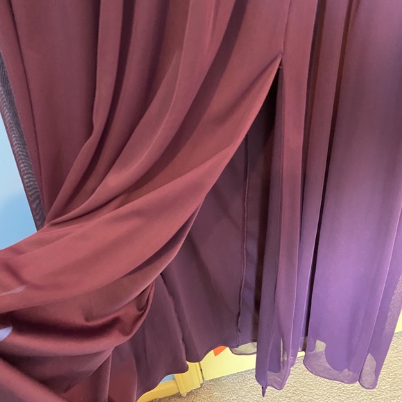 Evening Gown - Picture 3 of 8